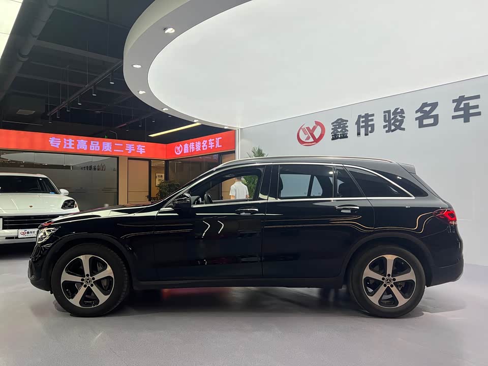 Mercedes-Benz GLC Mercedes-Benz GLC