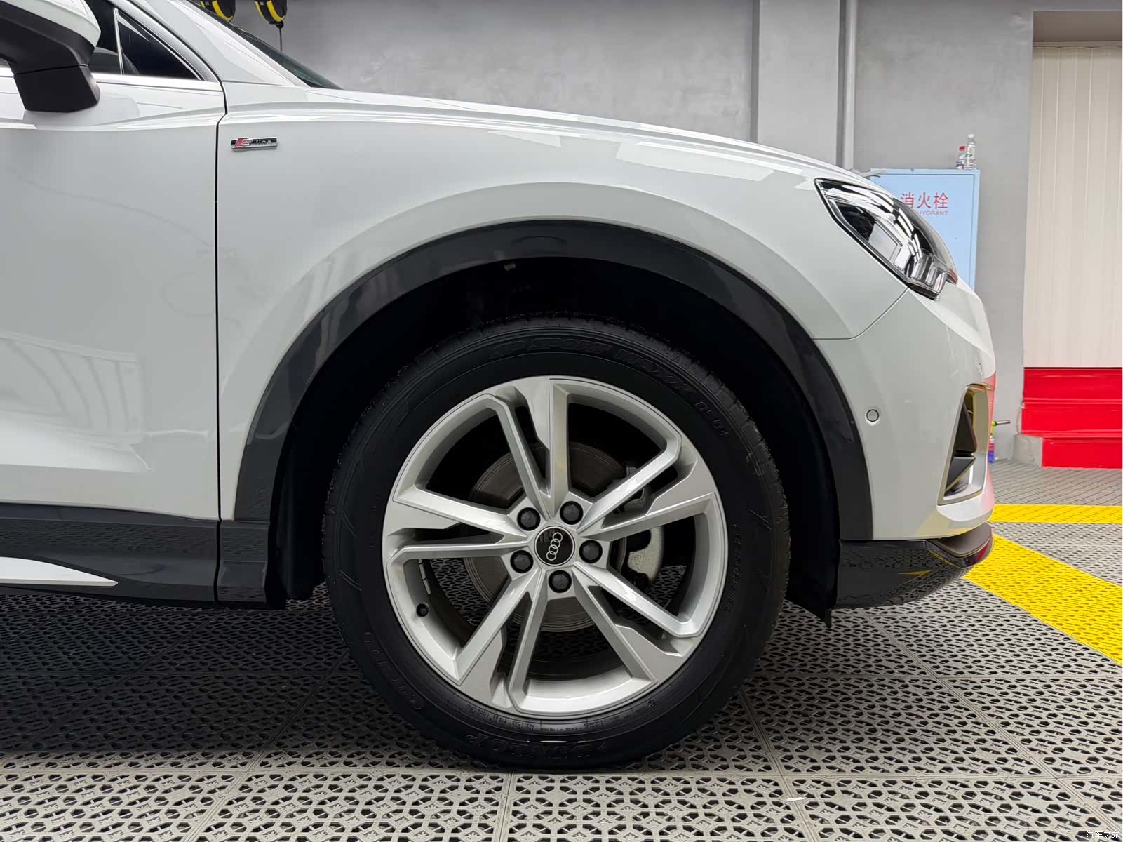 Audi Q3, 2022 9
