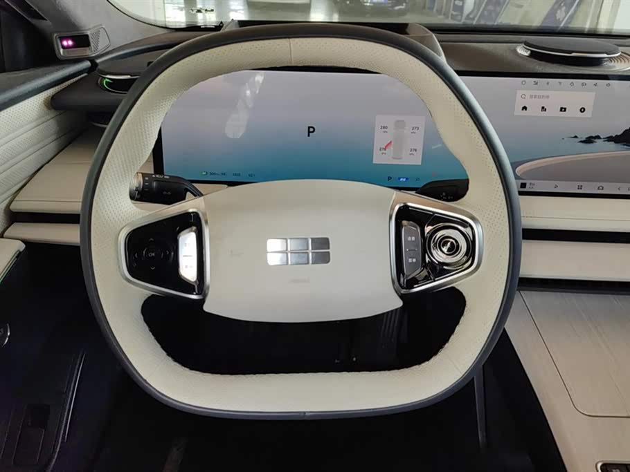 Geely Galaxy Galaxy E8