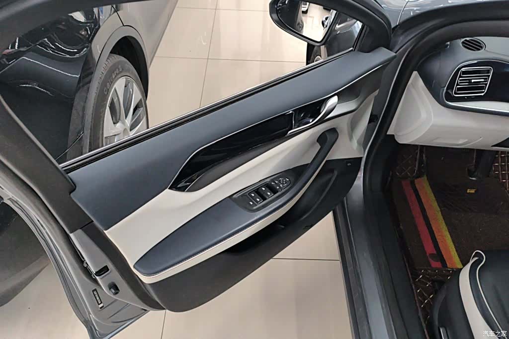 BYD Qin, 2021 7