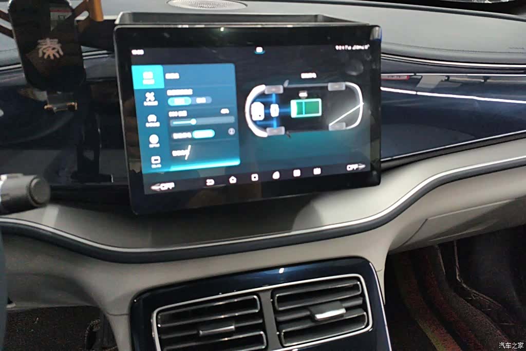 BYD Qin, 2021 13