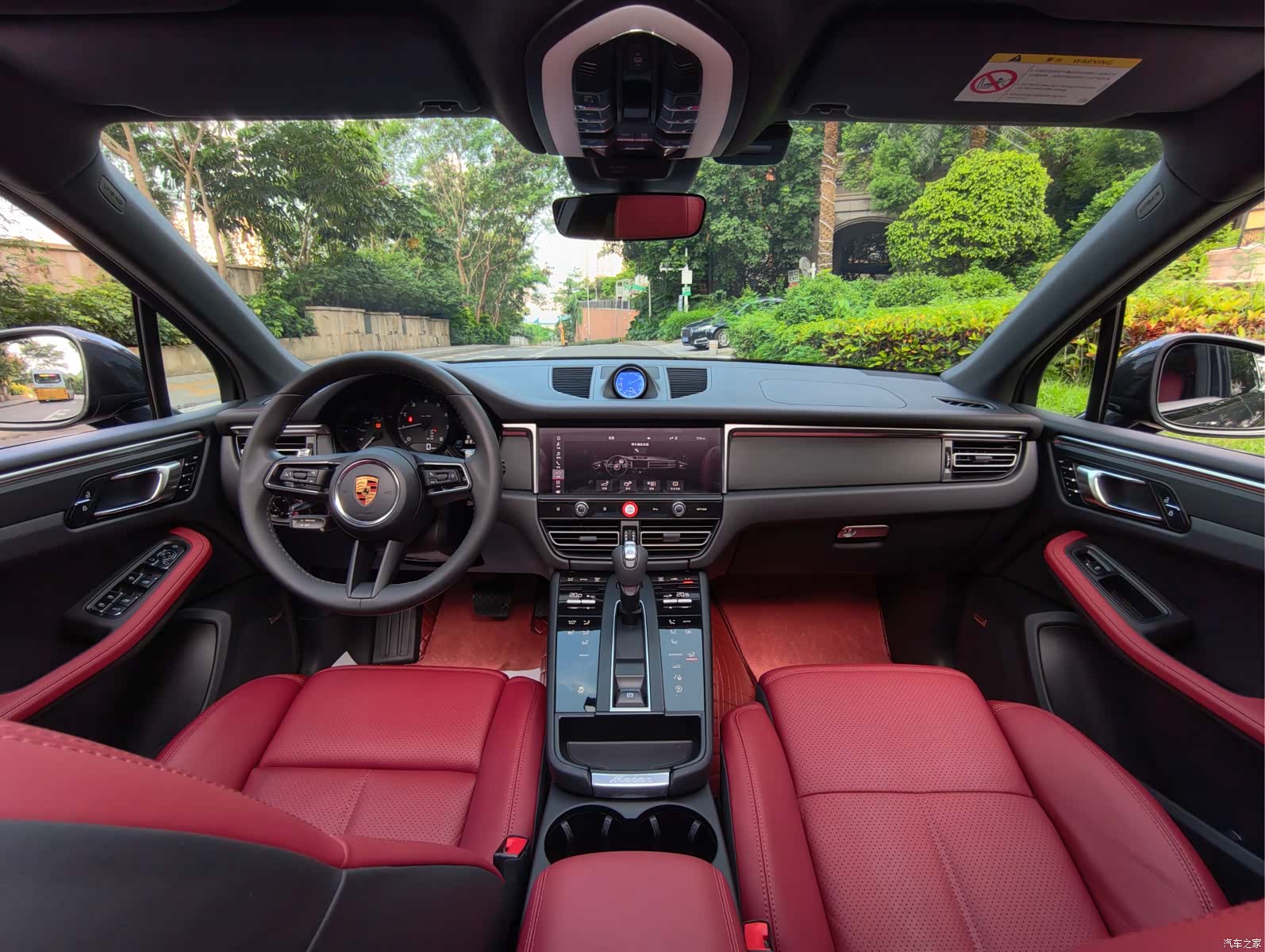 Porsche Macan, 2022 12
