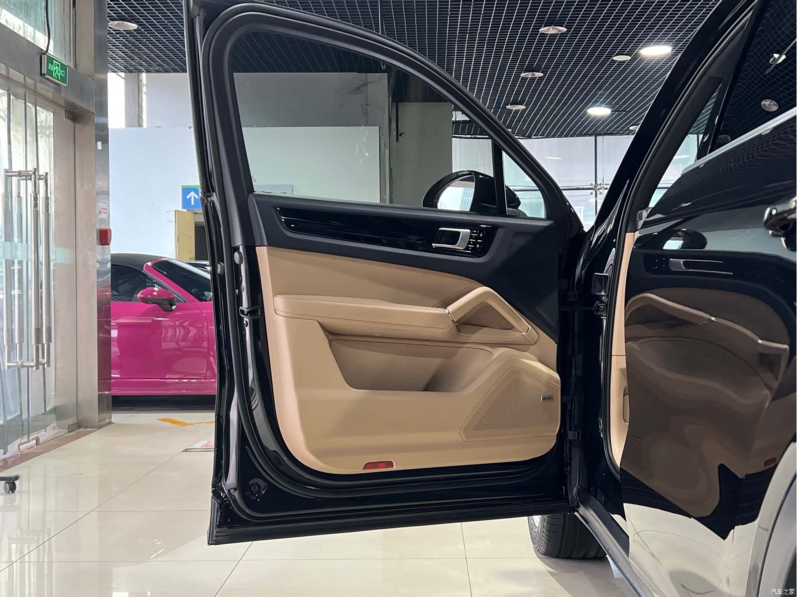 Porsche Cayenne, 2020 11