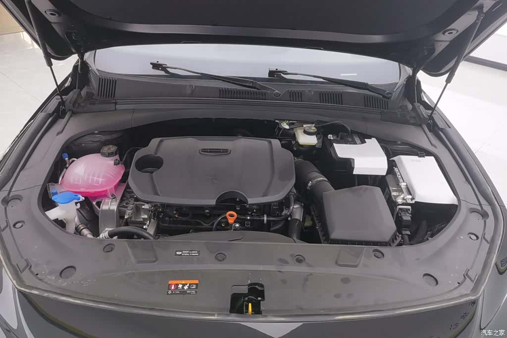 Geely Preface, 2026 10
