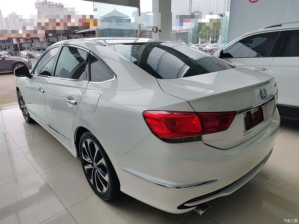 Honda Spirior, 2015 все фото