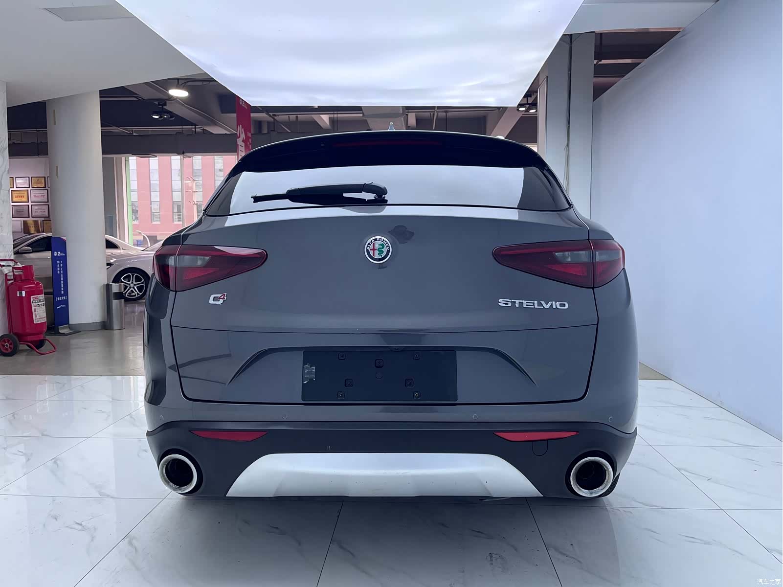 Alfa Romeo Stelvio, 2019 6