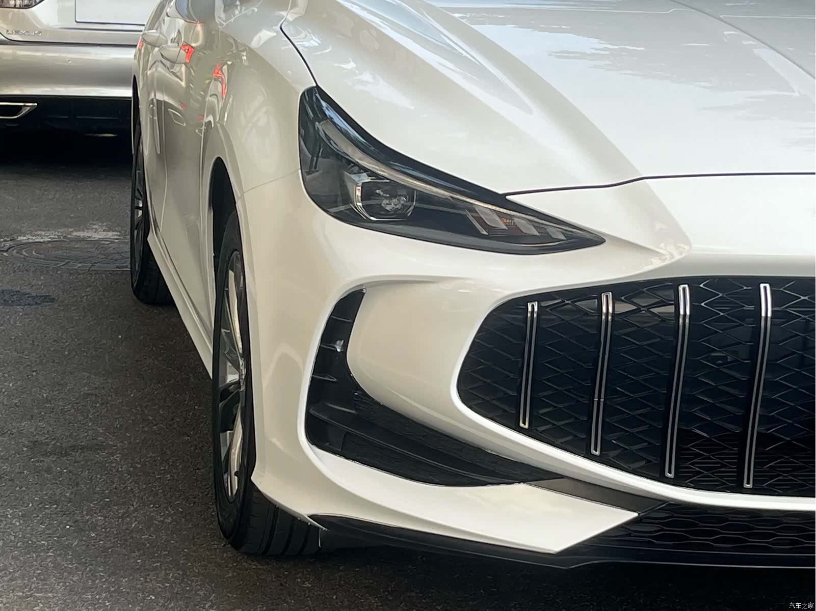 MG MG5, 2025 9
