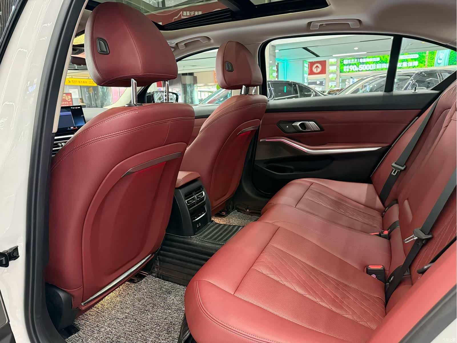 BMW i3, 2023 все фото