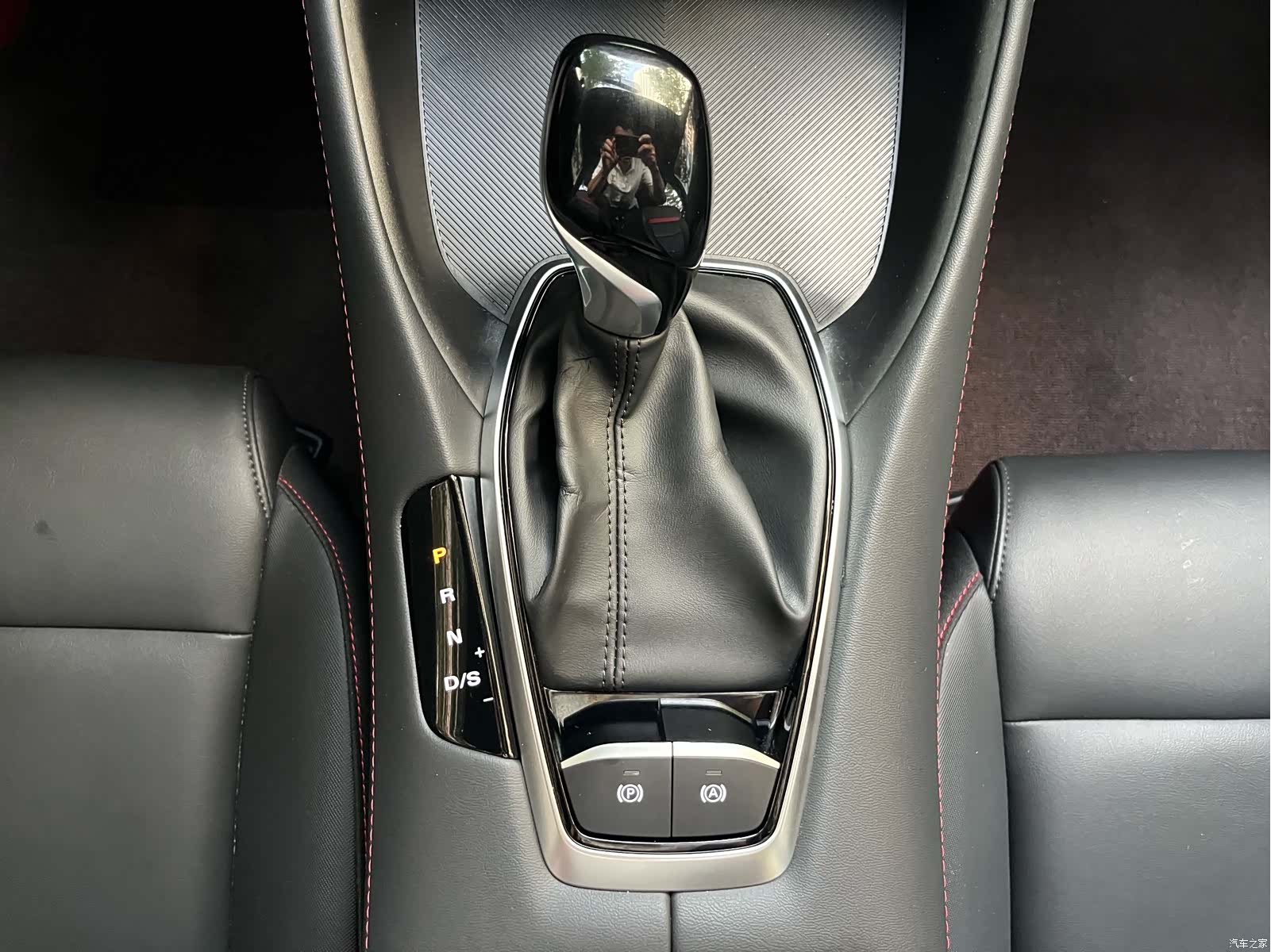 MG MG5, 2025 24