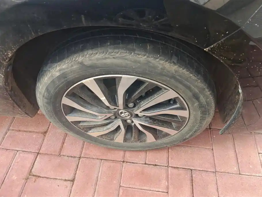 Toyota Corolla dual engine E+