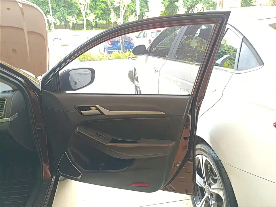 Geely Vision Geely Vision