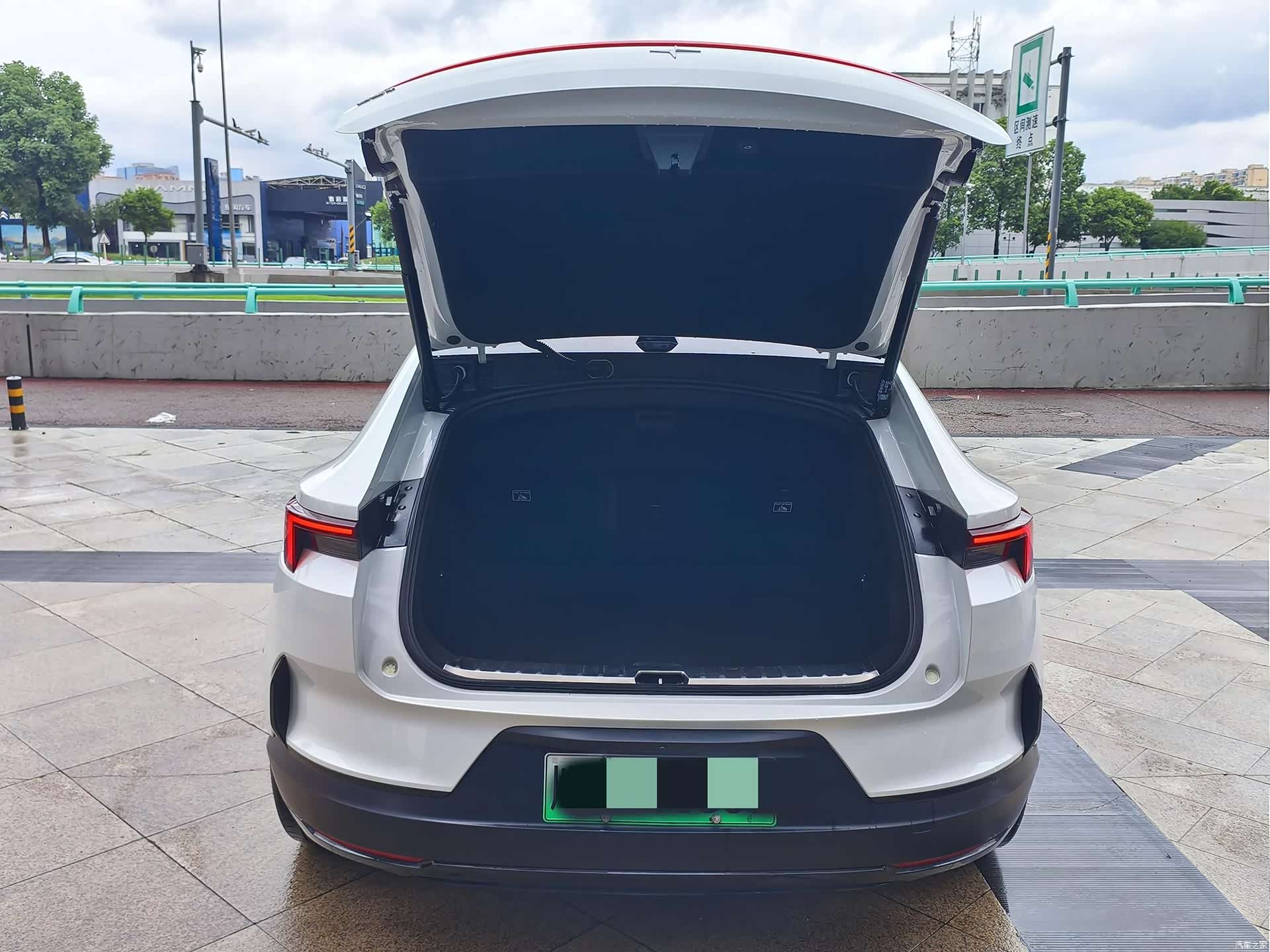 Polestar 4, 2024 12