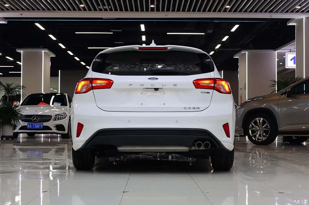 Ford Focus, 2020 6