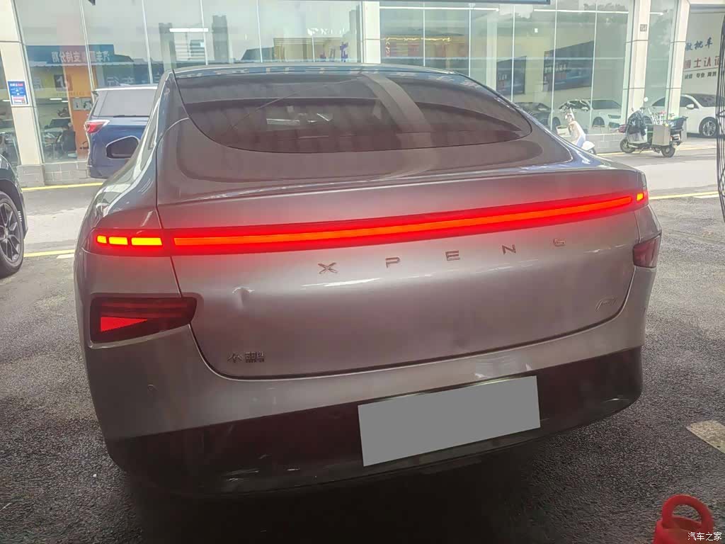 Xpeng P7, 2021 10
