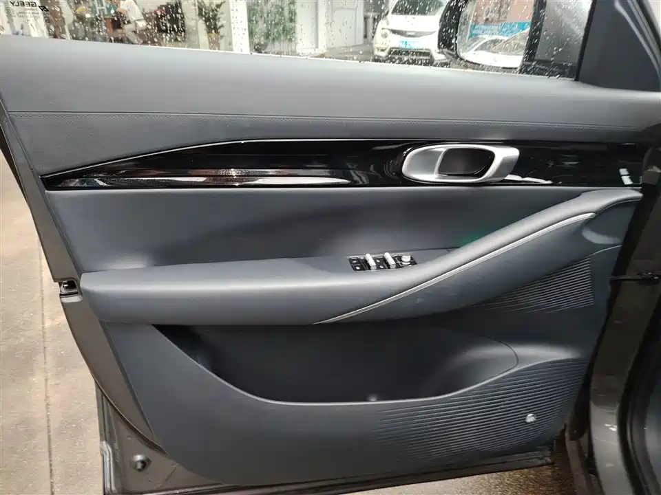 Geely Galaxy Galaxy E5