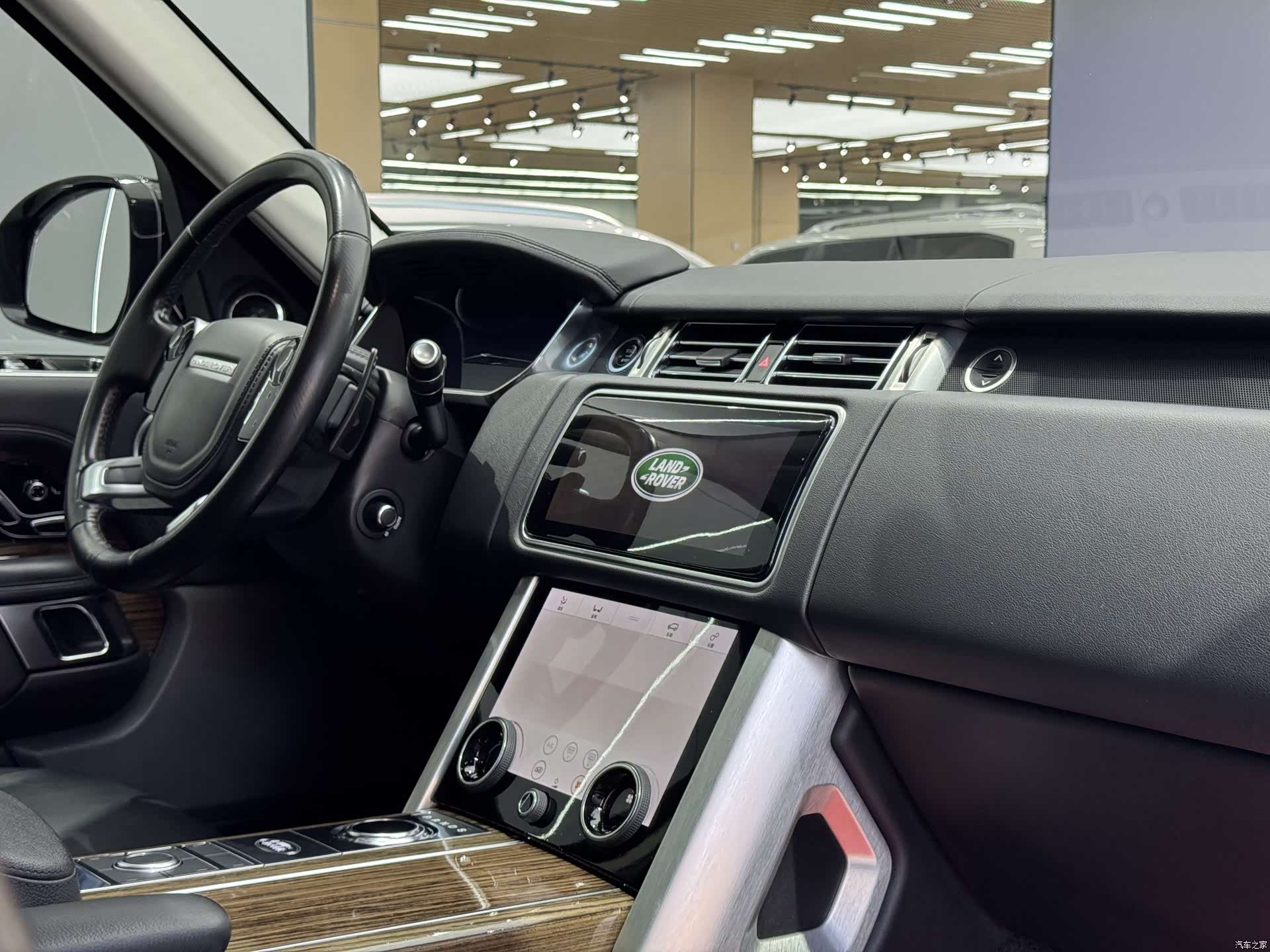 Land Rover Range Rover, 2019 10