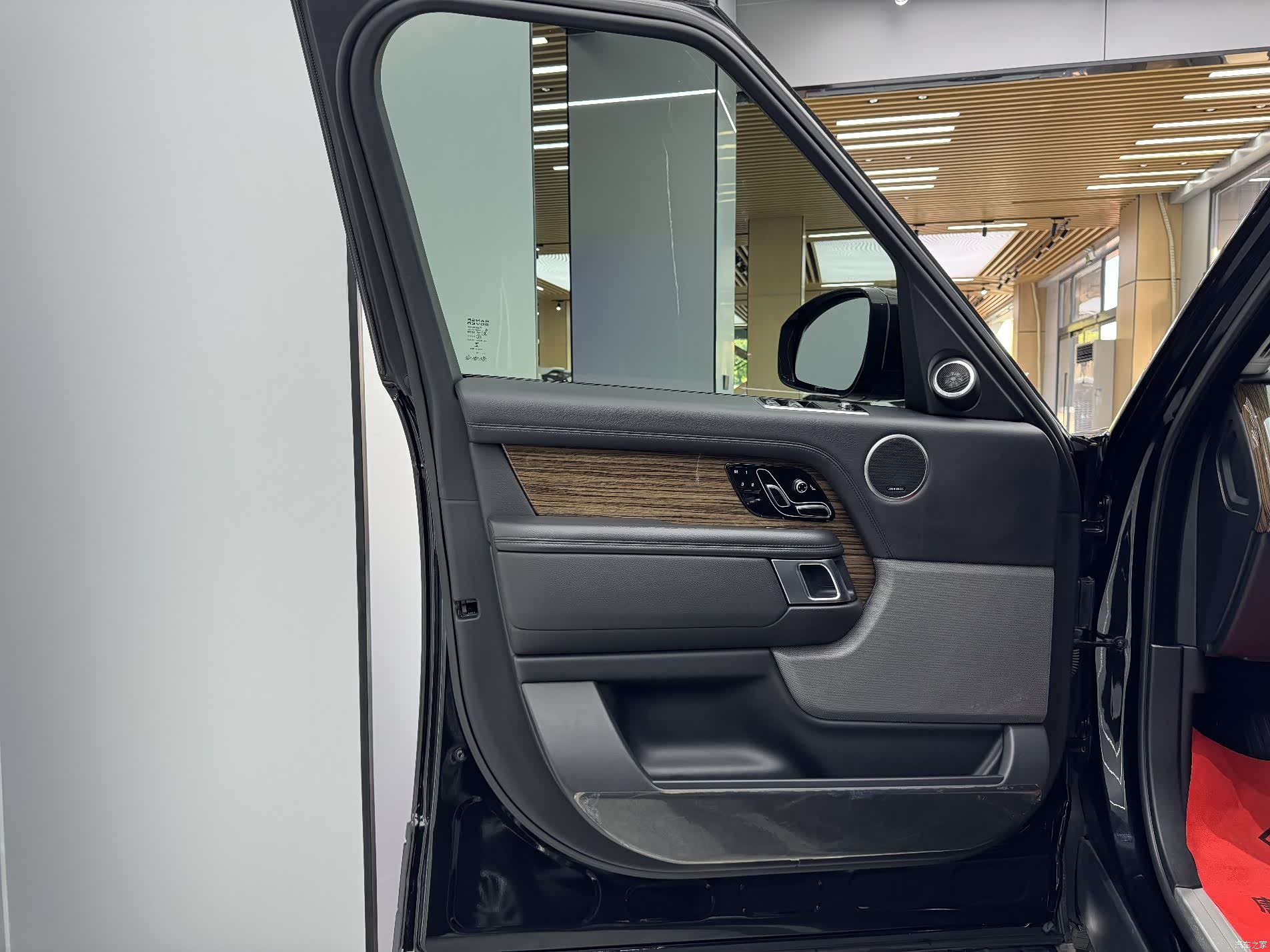 Land Rover Range Rover, 2019 9