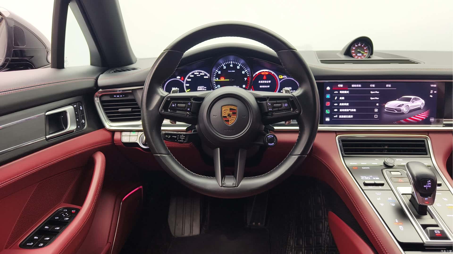 Porsche Panamera, 2022 11