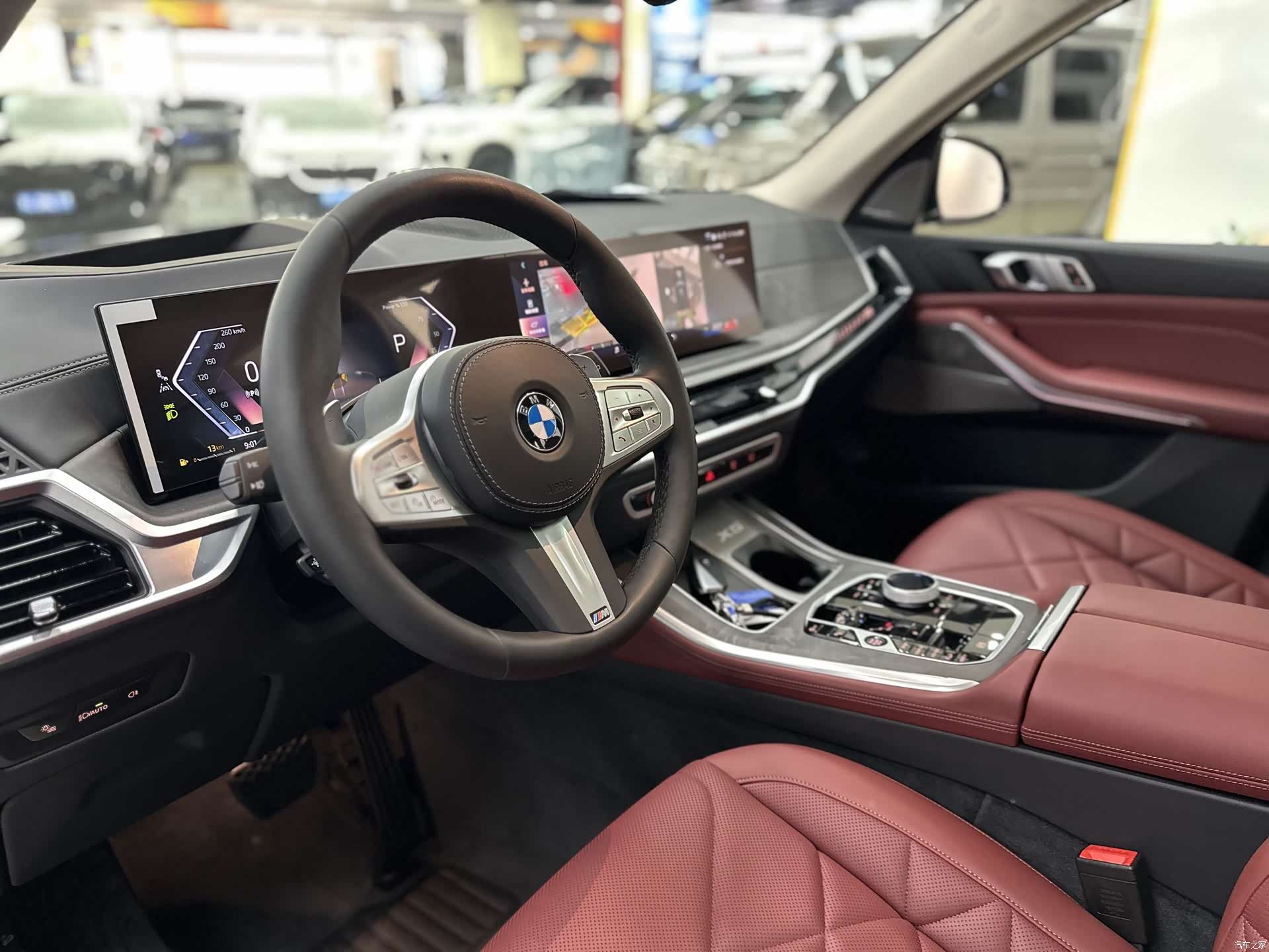BMW X5, 2025 10