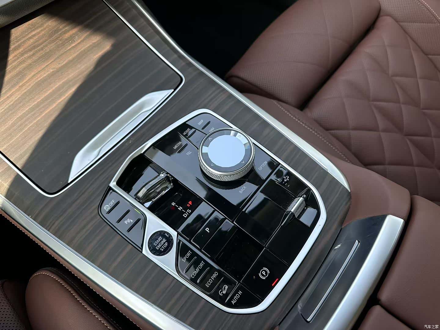 BMW X7, 2025 все фото