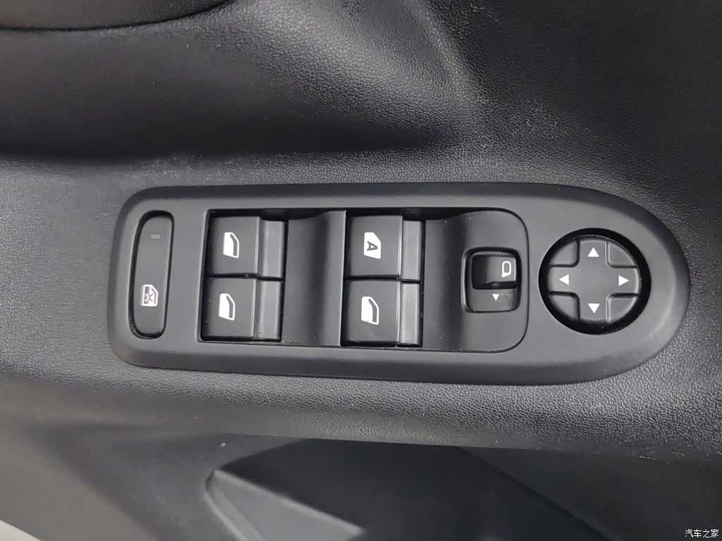 Citroen C3-XR, 2016 9