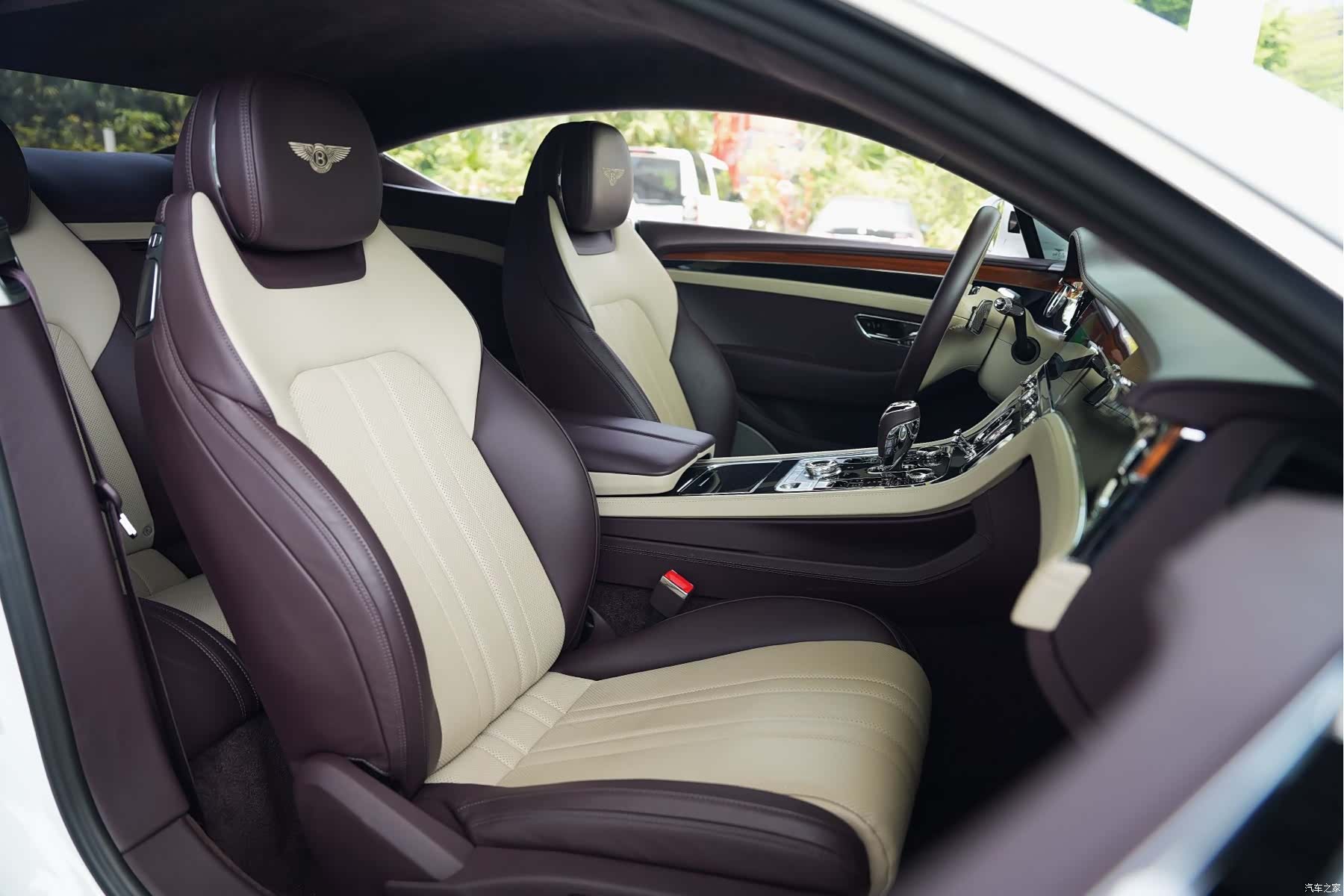 Bentley Continental GT, 2020 15