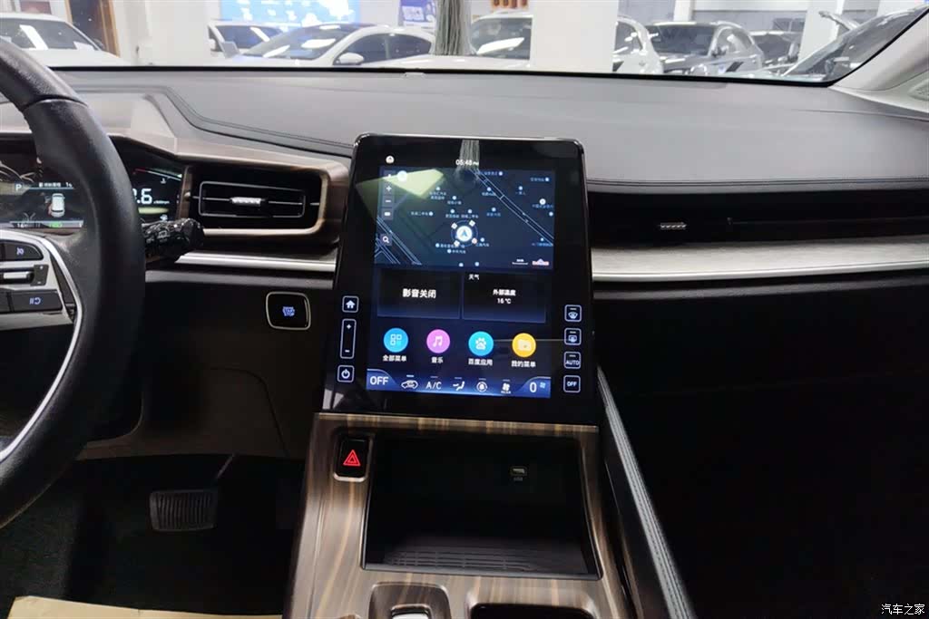 Hyundai Custo, 2024 13