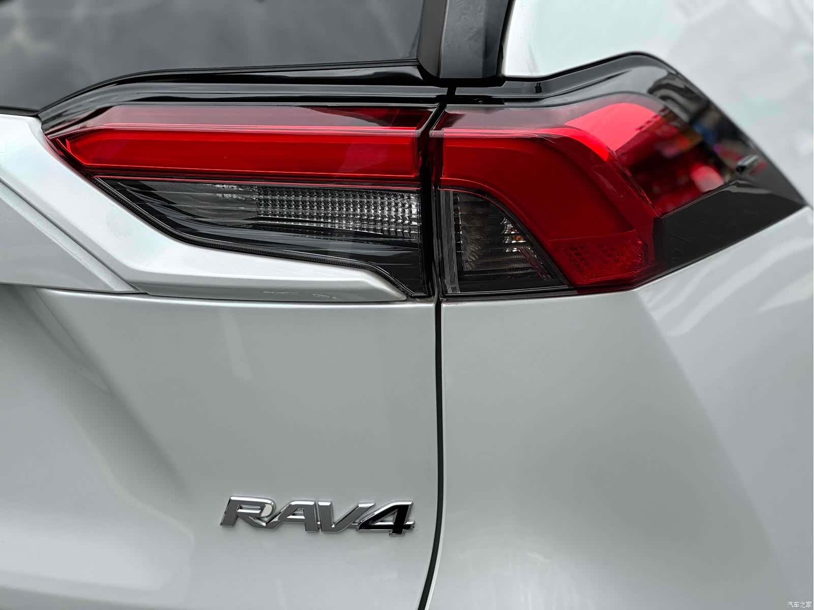 Toyota RAV4, 2022 21
