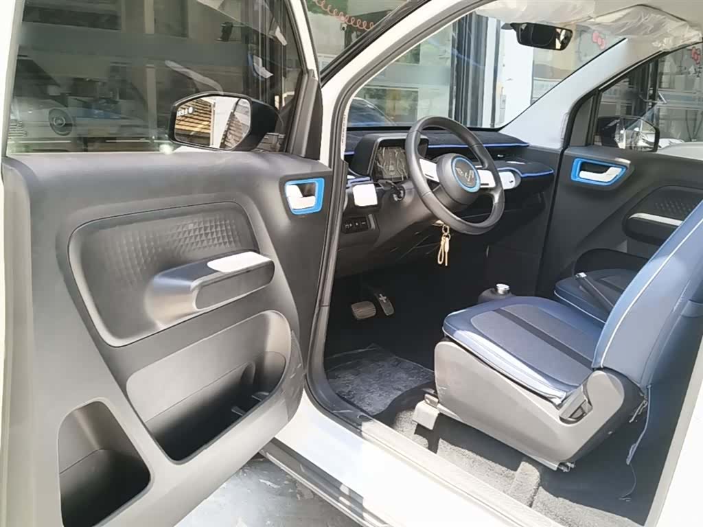 Wuling MINIEV, 2022 16