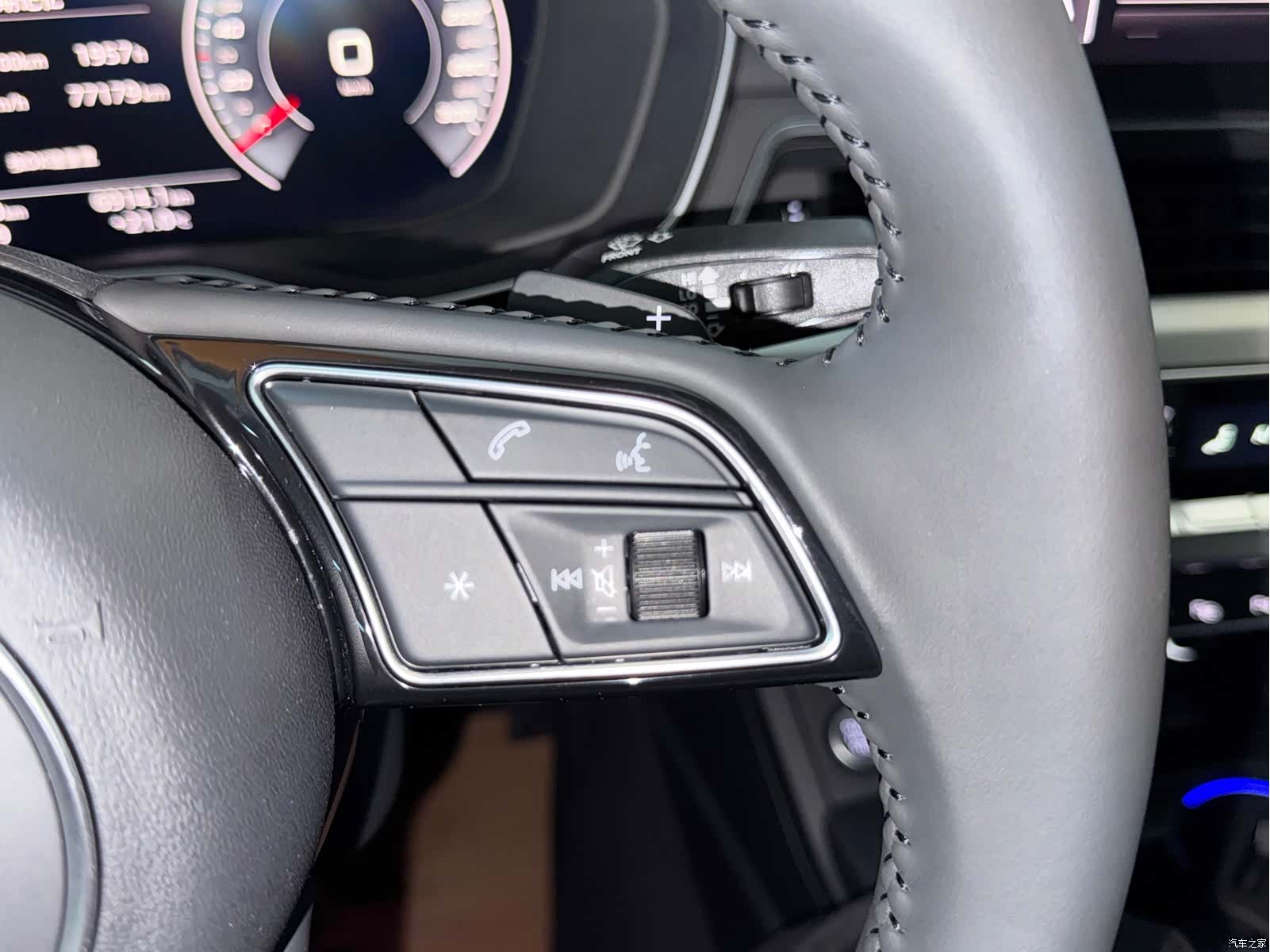 Audi A4L, 2020 35