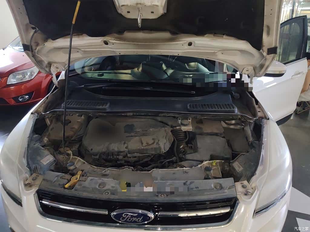 Ford Kuga, 2014 17