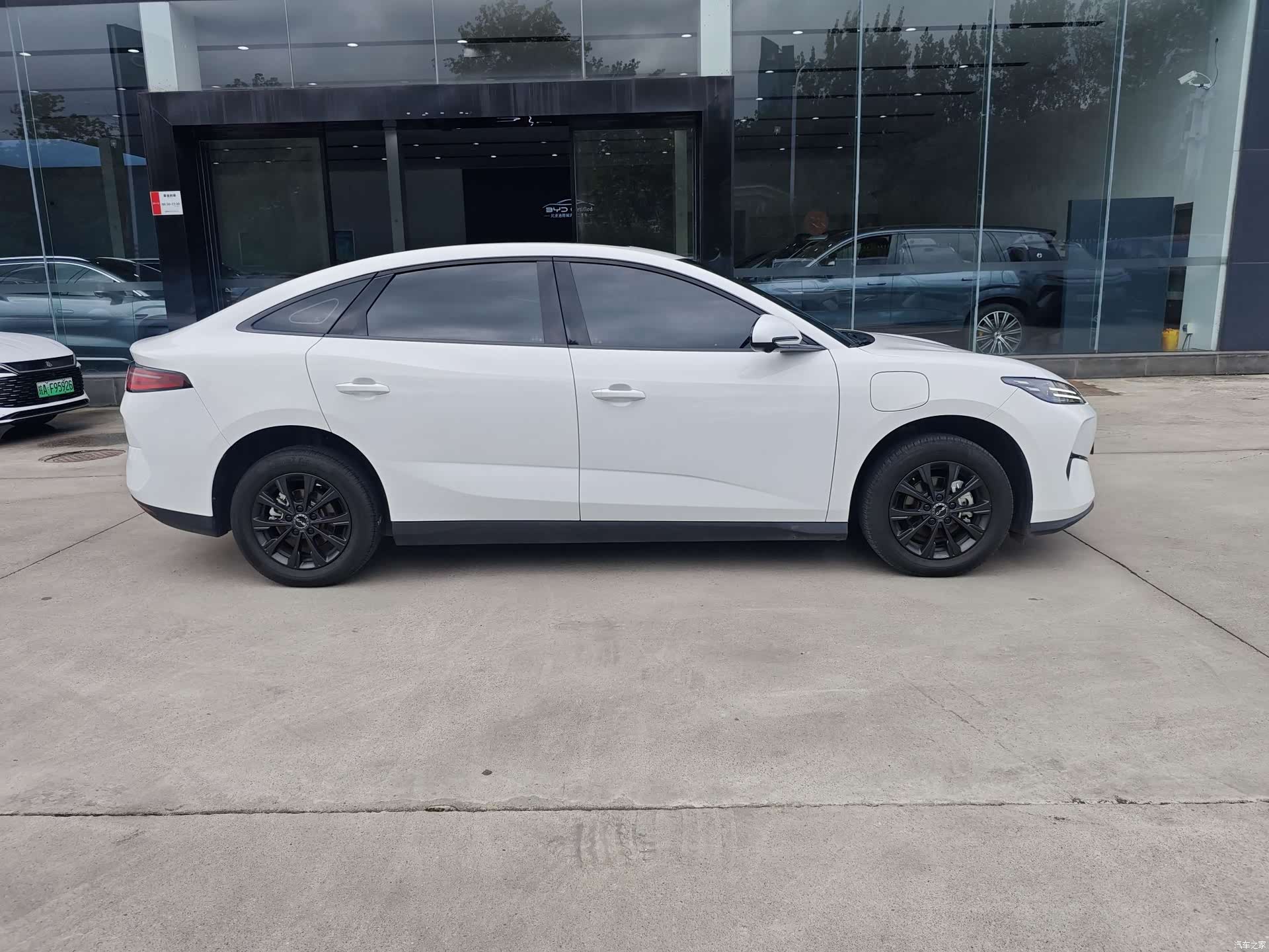 BYD e7, 2025 4