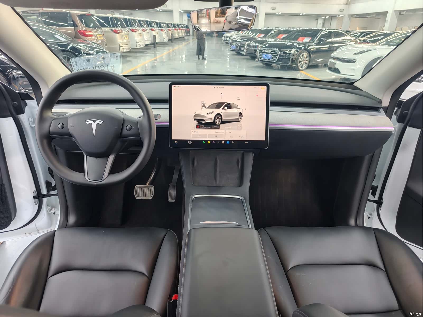 Tesla Model Y, 2024 7