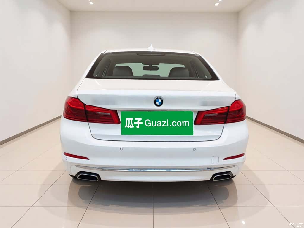 BMW 5 Series, 2020 все фото