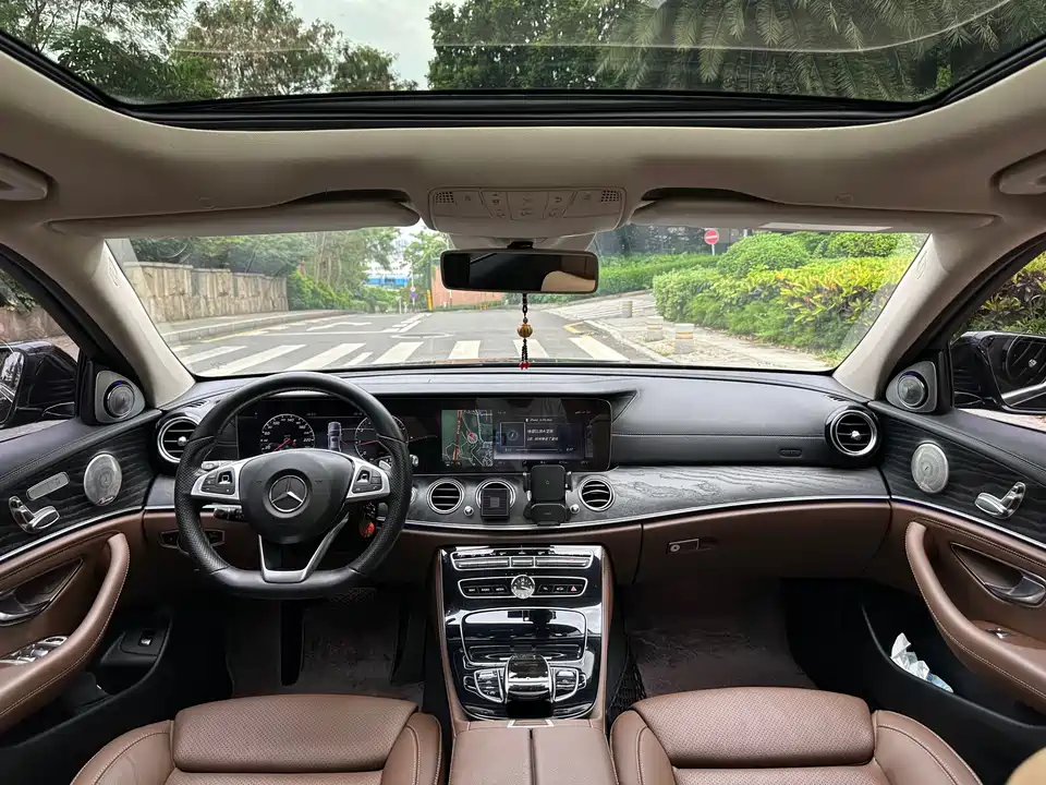 Mercedes-Benz E-class Mercedes-Benz E-class