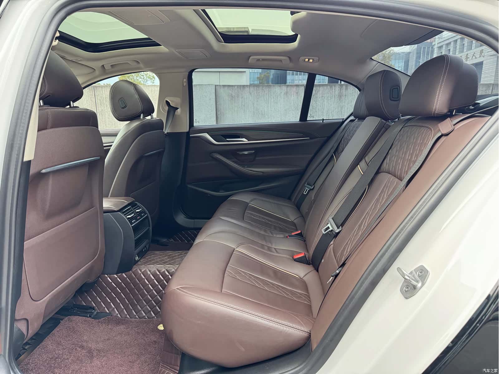 BMW 5 Series, 2020 13
