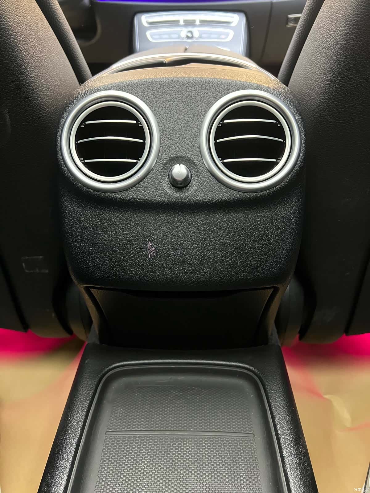 Mercedes-Benz E-Class, 2019 26