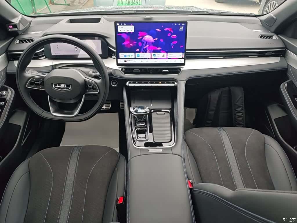 Geely Preface, 2025 10
