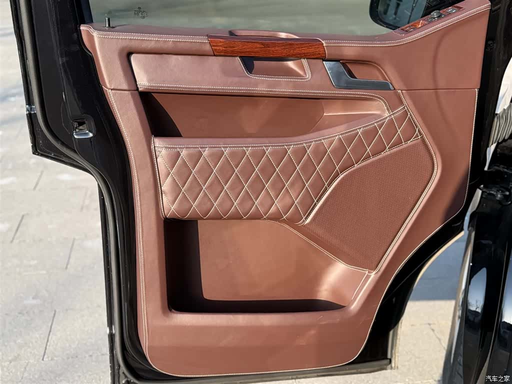 Volkswagen 7, 2019 17