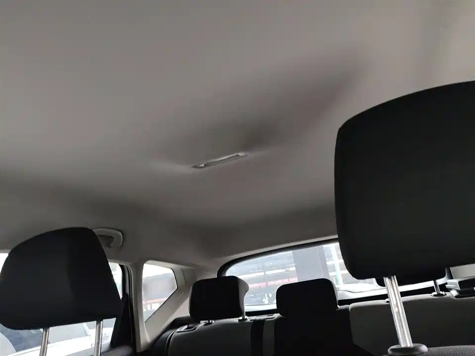 Jetta VS5