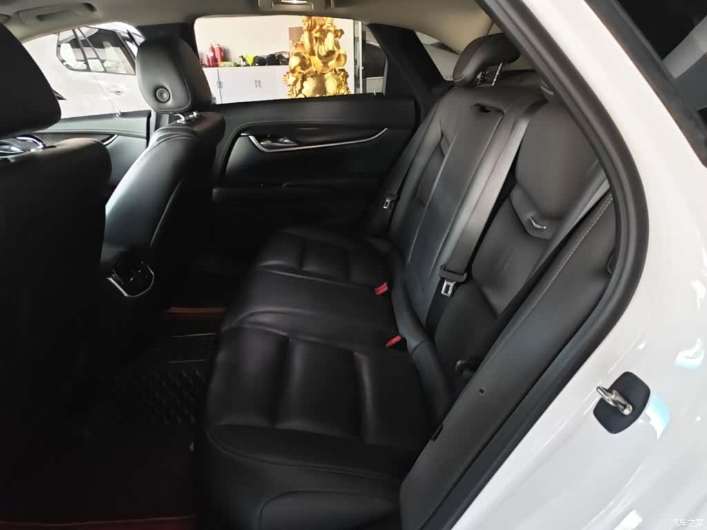 Cadillac XTS, 2019 17