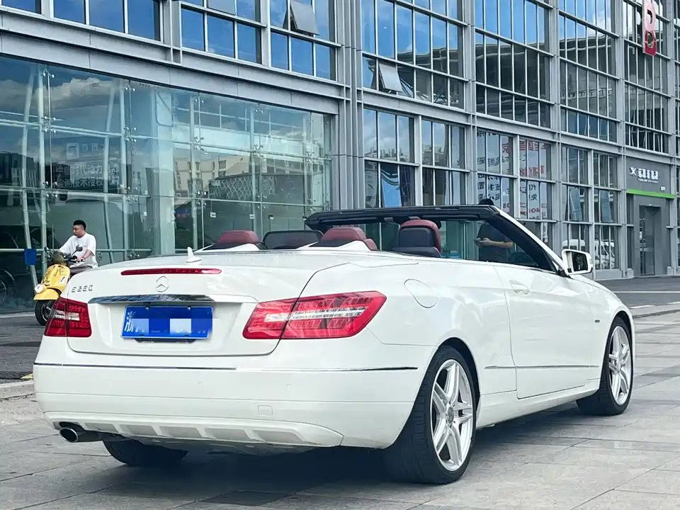 Mercedes-Benz E-class Mercedes-Benz E-class