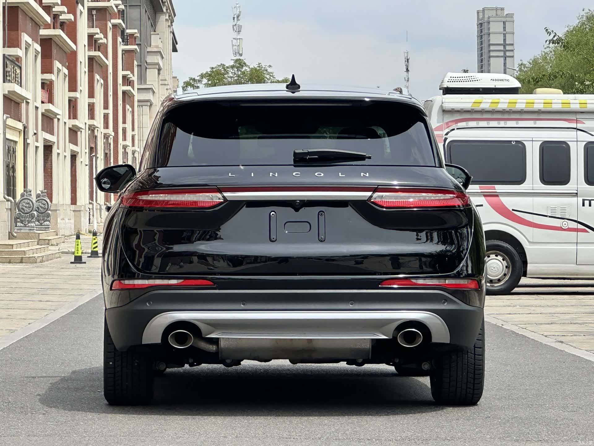 Lincoln Corsair, 2021 все фото