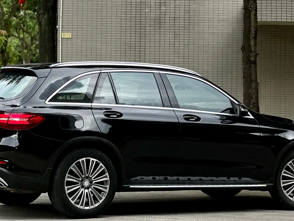 Mercedes-Benz GLC Mercedes-Benz GLC