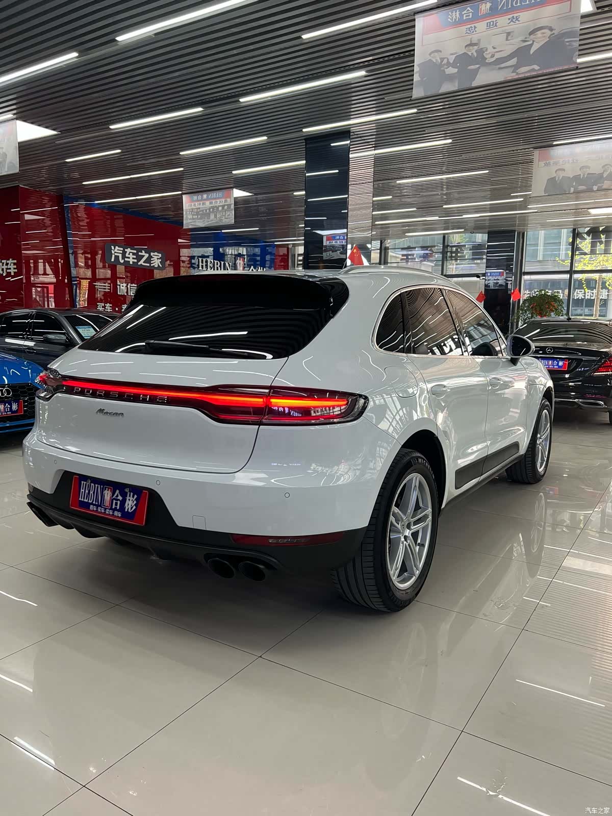 Porsche Macan, 2020 все фото