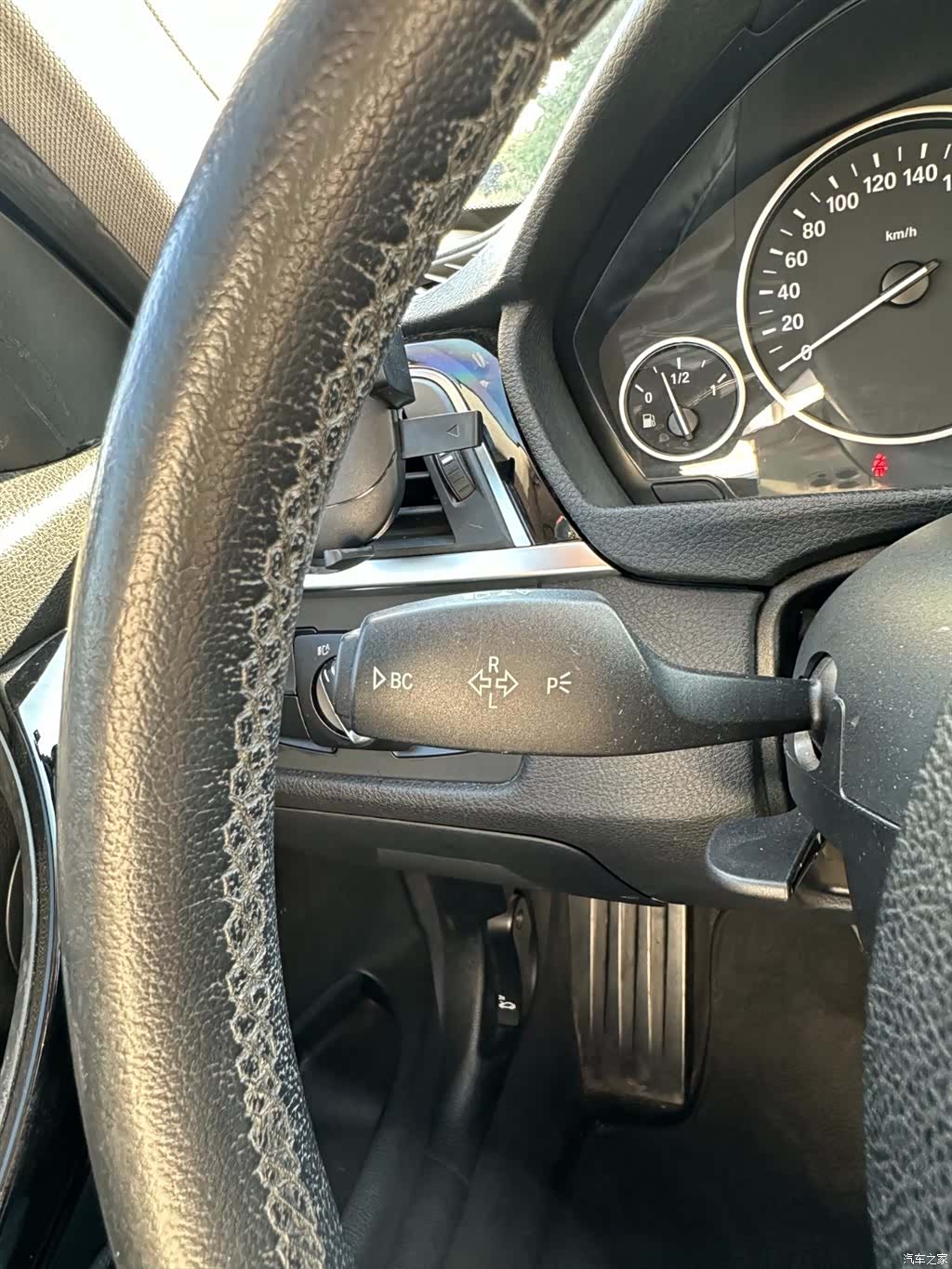 BMW 3 Series, 2016 24