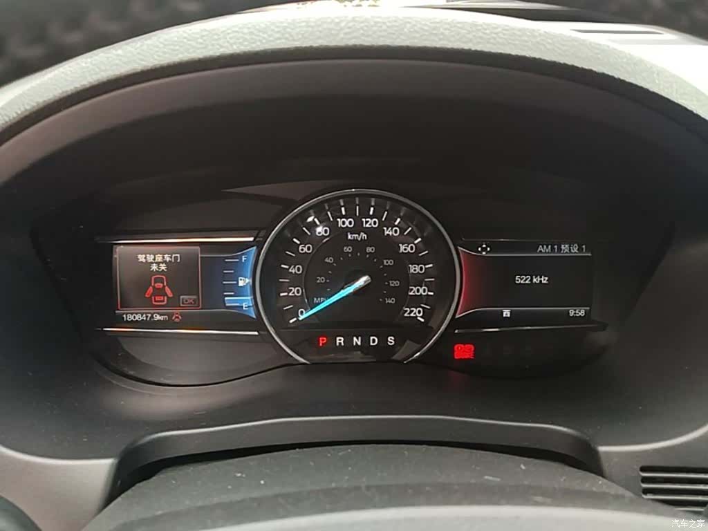 Ford Explorer, 2018 12