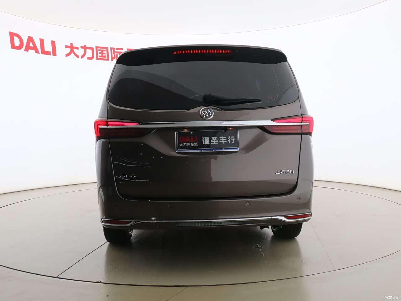 Buick GL8, 2023 8