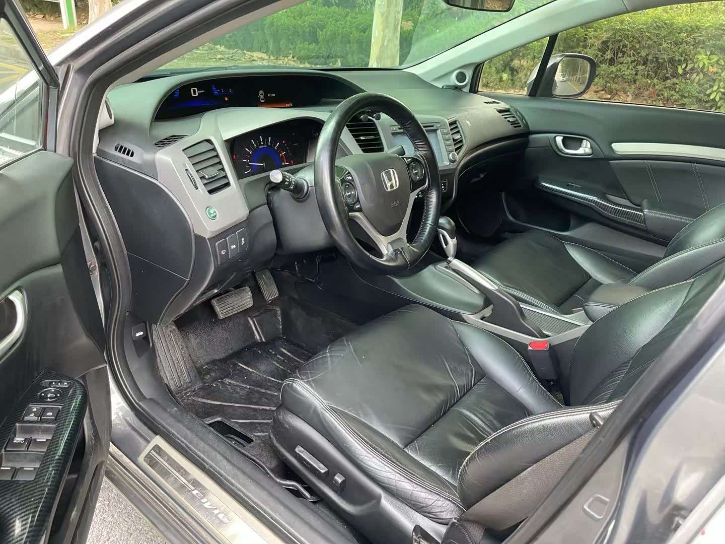 Honda Civic, 2012 6