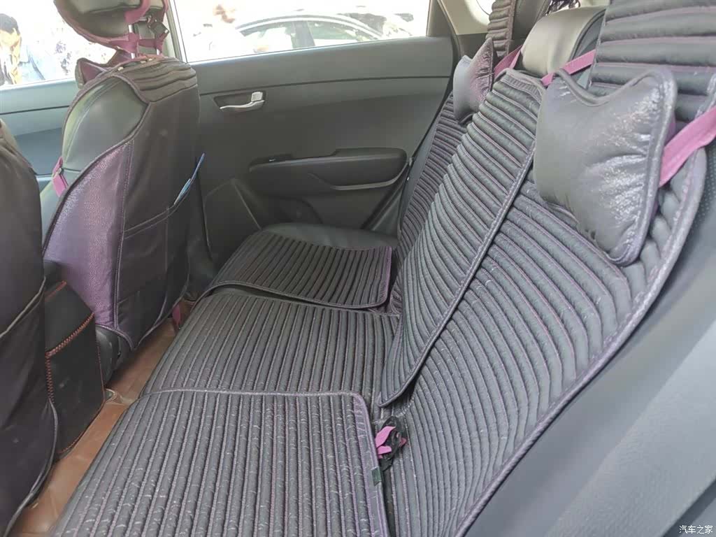 Kia KX3, 2015 13